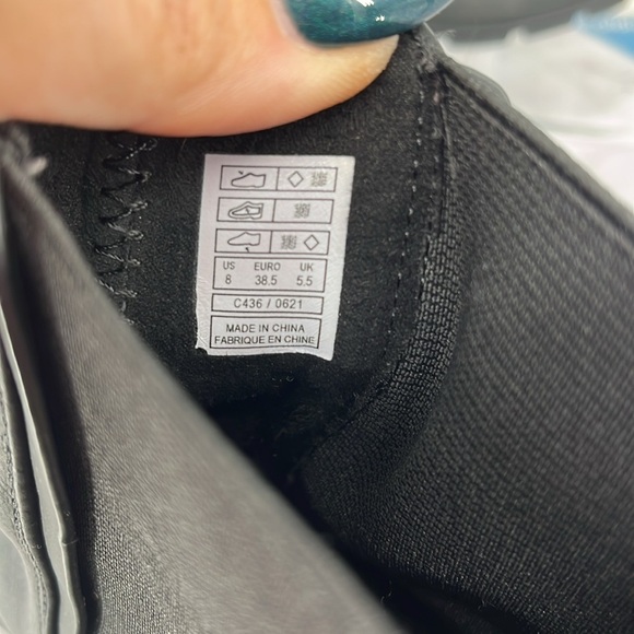 Rocket Dog Iggie Black Chelsea Boot Pull On Chunky Sole Size 8 Goth Punk Cushion - Picture 2 of 8